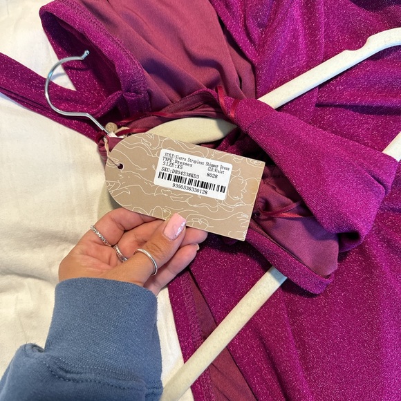 Meshki violet shimmer dress. Brand new. XS - Picture 3 of 3